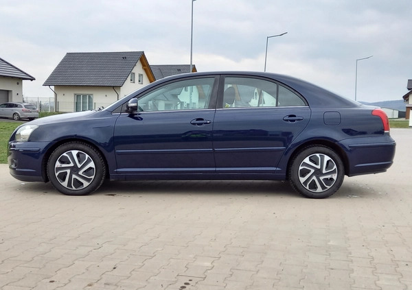 Toyota Avensis cena 17800 przebieg: 182700, rok produkcji 2007 z Złotoryja małe 67